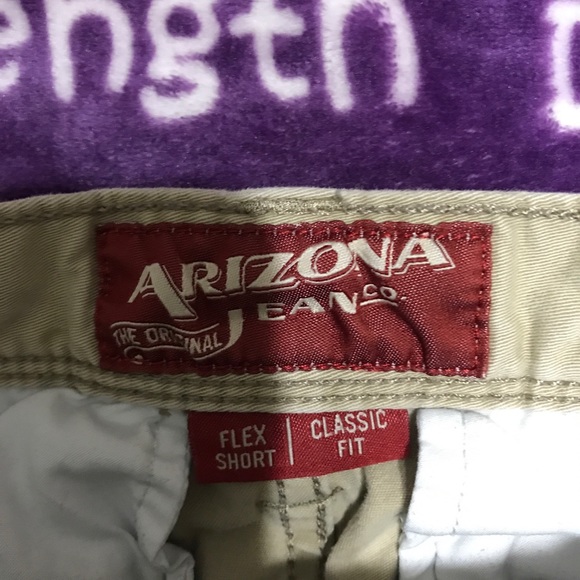 Arizona khaki shorts - Picture 3 of 5
